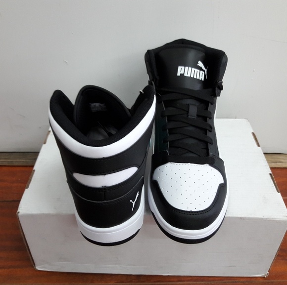 Puma - Picture 3 of 4